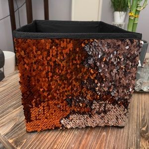 NEW Reversible Sequin Bin Bronze/Silver